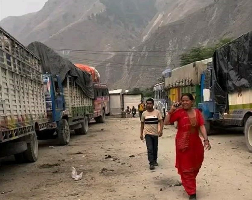 बाजुरा र हुम्लाको विवादले कर्णाली कोरिडोर बन्द