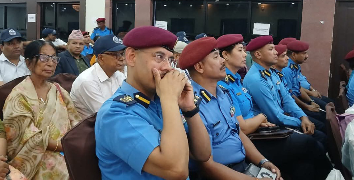 मोरङ प्रहरीले टिकटक भिडियो प्रतियोगिता गर्दै