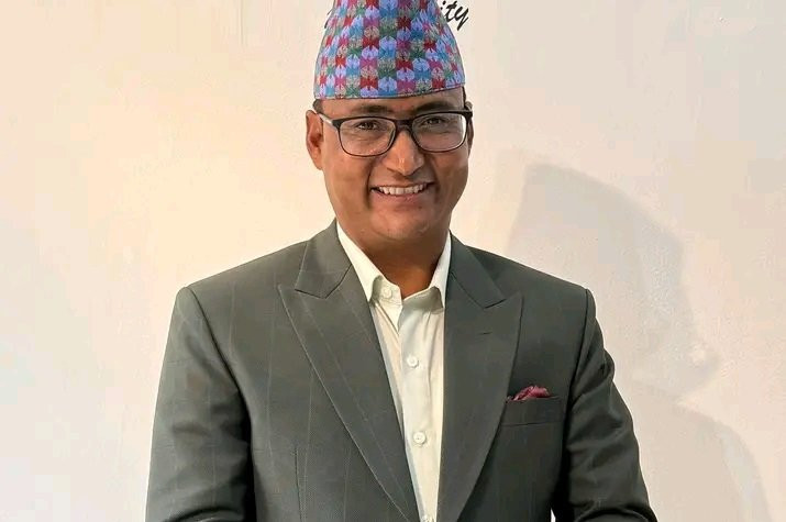 कांग्रेसबाट निर्वाचित गाउँपालिका अध्यक्ष नै रास्वपा प्रवेश