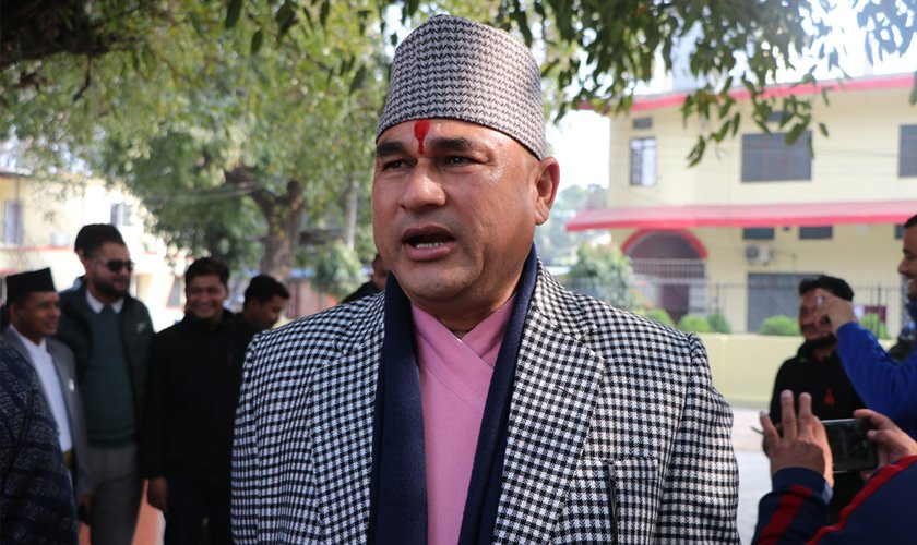 सुदूरपश्चिमका मुख्यमन्त्री शाहविरुद्ध ९ सांसदको विद्रोह