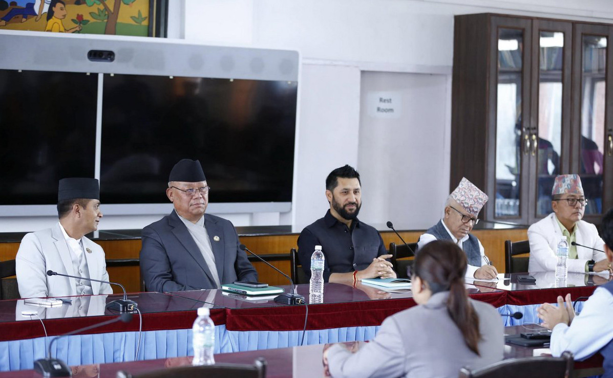 वैदेशिक सम्बन्धमा अपरिपक्व व्यवहार नदेखाउन रविको सर्वदलीय बैठकमा राजेन्द्र लिङ्देनको सुझाव