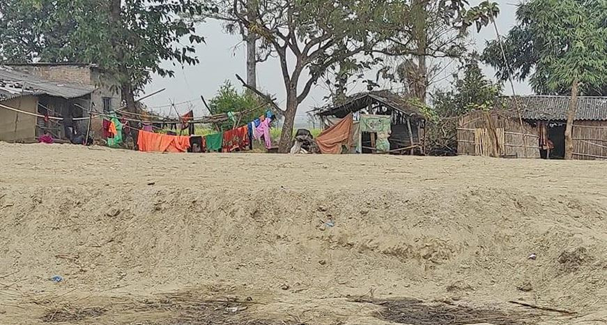हतियारसहित भारतीय एसएसबी सुस्ता पसेपछि स्थानीयद्वारा प्रतिवाद