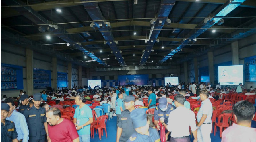 रास्वपा महाधिवेशन : बन्द सत्र सुरु,  बालेन अनुपस्थित
