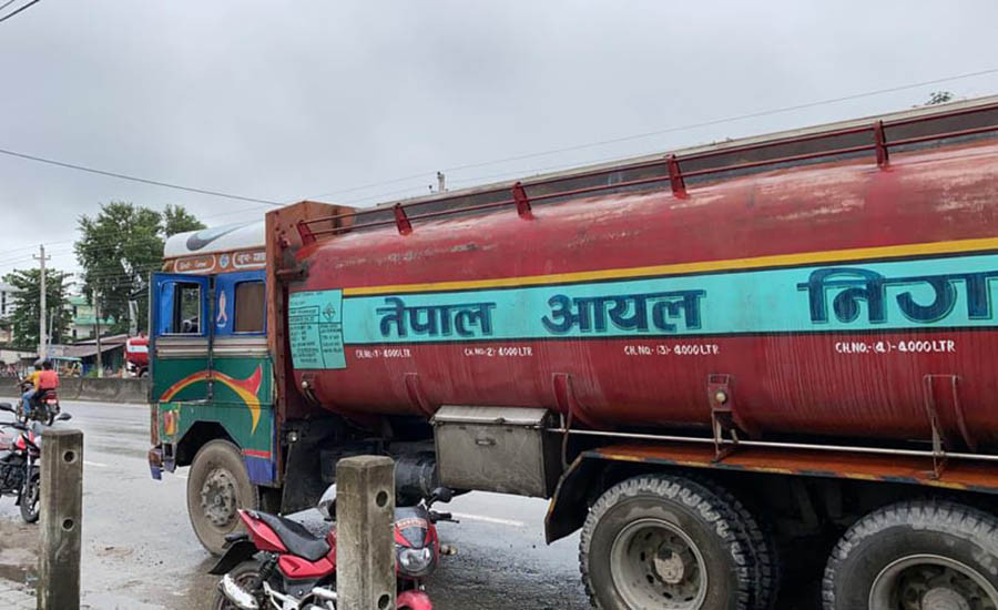 विराटनगरबाट हराएको पेट्रोल ट्याङ्कर सुनसरीमा भेटियो