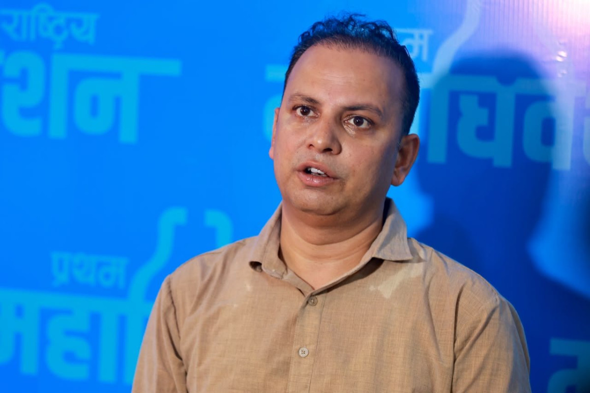 रास्वपामा गुटबन्दीको प्रयास भयो, संलग्नलाई कारबाही गरियोस्: मनिष झा