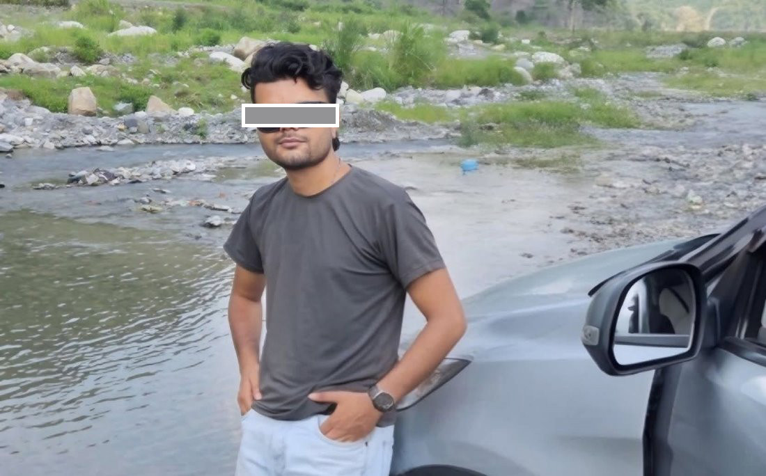 आफूलाई 'गृहमन्त्रालयको व्यक्ति' बताउँदै प्रहरीमा दबाब दिने आदित्य सिंह पक्राउ