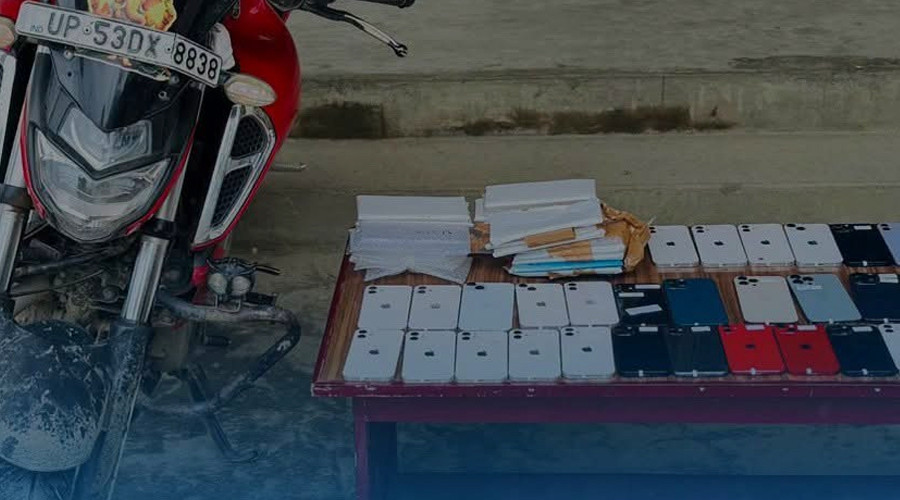 भन्सार छलीका ३५ थान आईफोनसहित एक जना पक्राउ