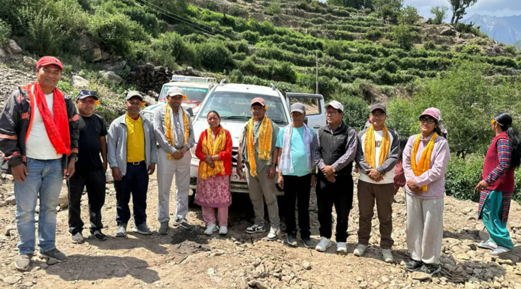 हुम्लाको स्याँडामा पहिलोपटक पुग्यो गाडी