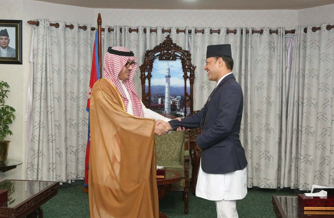सभामुख अर्याल र साउदी अरेबियाका राजदूतबिच भेटवार्ता
