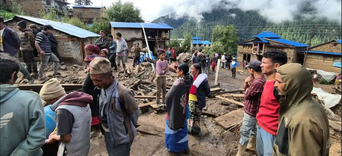 राति सुतेका बेला बाढी पस्दा  एक महिलाको मृत्यु, ६ जना घाइते