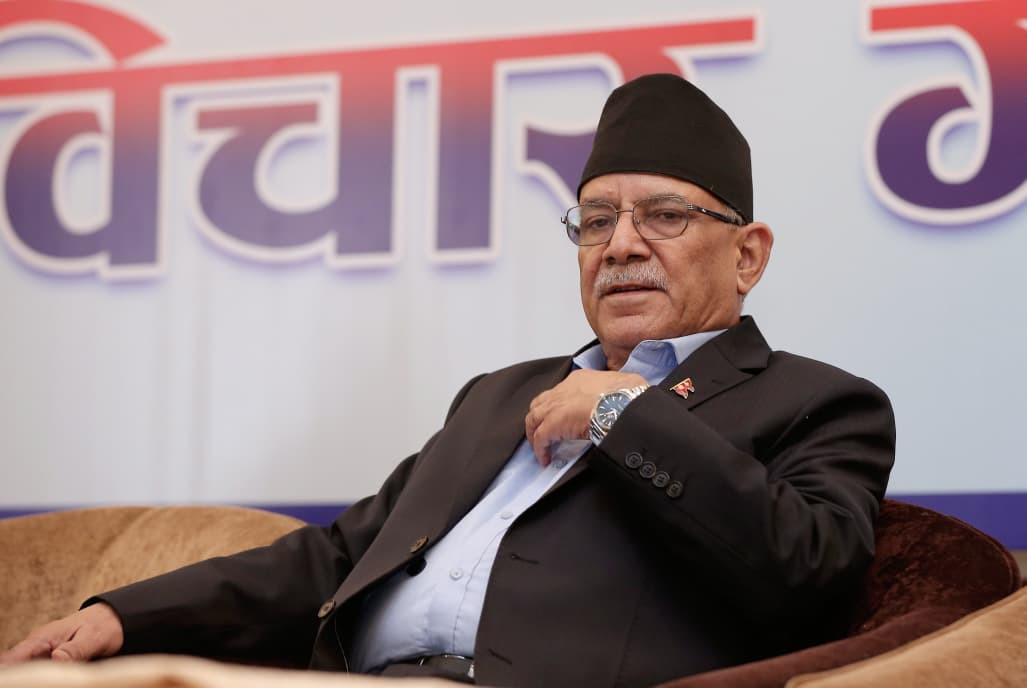 प्रचण्डको टिप्पणी–‘हाम्रा कमजोरीमाथि टेकेर नेपाली जनतालाई ‘अफिम’ खुवाए’