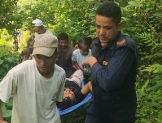 दैलेखमा फोर्स गाडी दुर्घटना हुँदा ४ जना घाइते