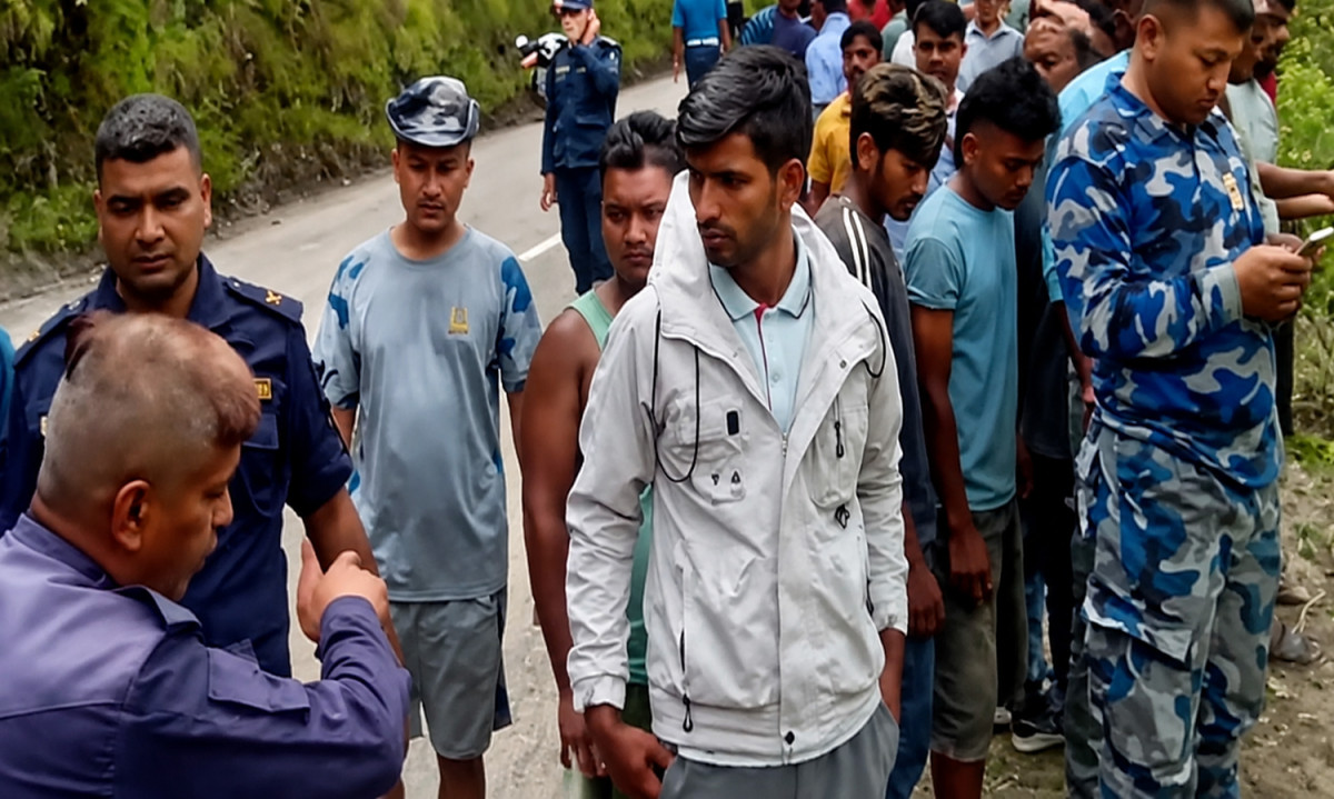 सुनकोशीमा खसेको कार खोज्न गोताखोर परिचालन
