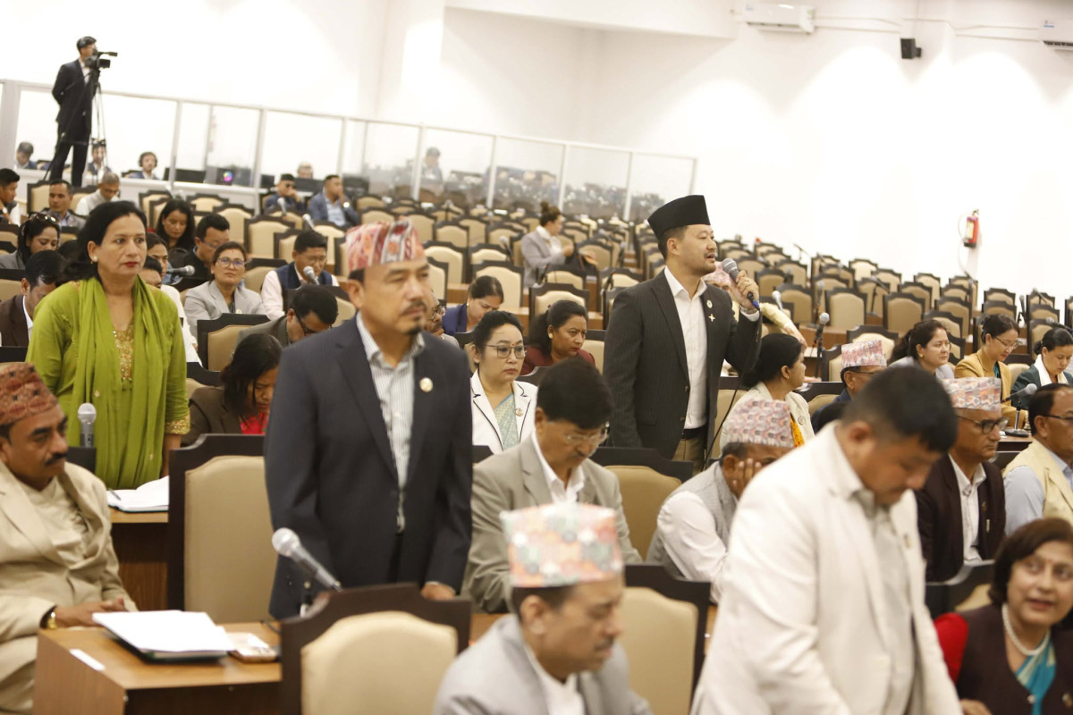 प्रतिनिधि सभा बैठक सुरु हुनेवित्तिकै विपक्षी दलद्वारा विरोध