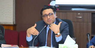 बहुराष्ट्रिय कम्पनीका सञ्चालकहरूसँग छलफल गर्दै अर्थमन्त्री वाग्ले
