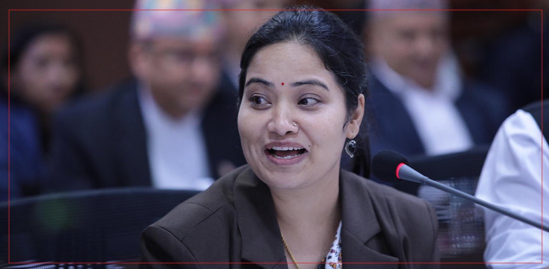 चितवनदेखि डडेलधुरासम्मका भूमिहीनलाई जग्गाधनी पुर्जा प्रदान