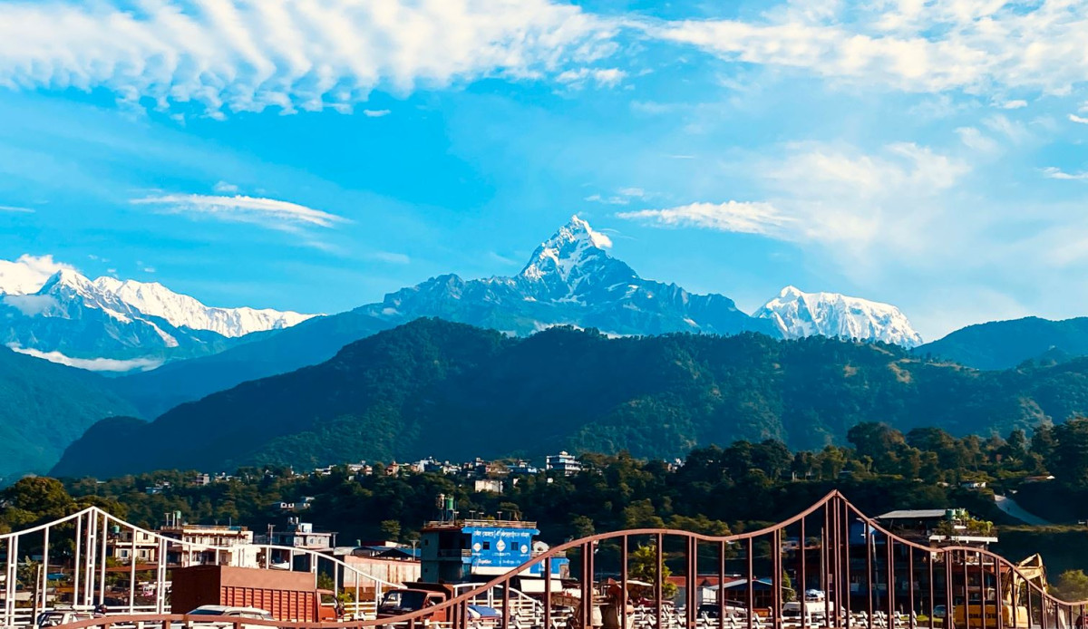 माछापुच्छ्रे हिमाल