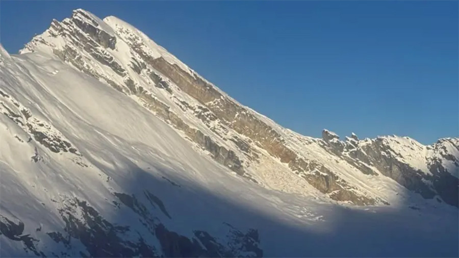 यलुङ–री हिमपहिरोमा बेपत्ता पाँच आरोहीको शव भेटियो