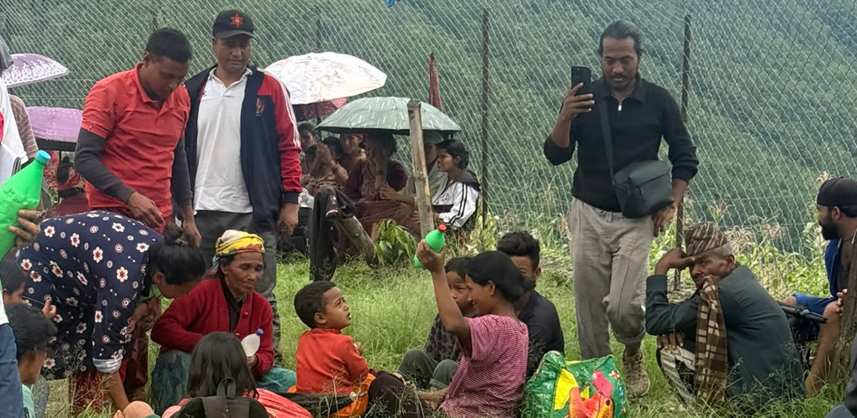 बाढीपहिरोको जोखिममा रहेका रिसाङका २०० स्थानीय सुरक्षित स्थानमा सारिए
