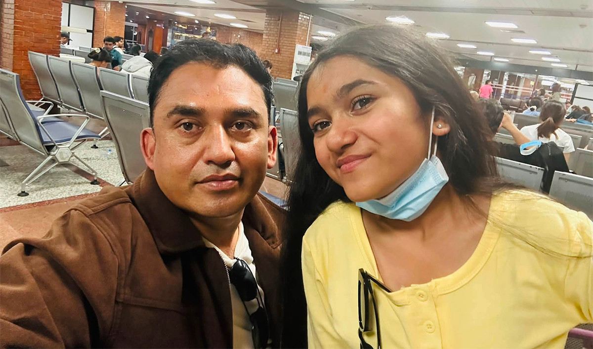 अमेरिका फर्किए धुर्मुस भावुक हुँदै  लेखे– १८ करोड ऋणको भारी बोकेर मातृभूमि छोड्दैछु