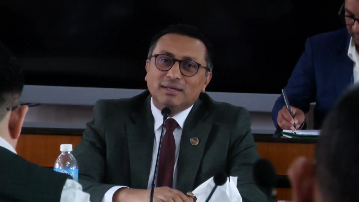 वैदेशिक सहायता घट्दैछ: अर्थमन्त्री डा. वाग्ले
