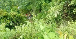 बोलेरो जिप सडकबाट खस्योः एक जनाको मृत्यु, ६ जना घाइते