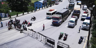 त्रिशूली उर्लिएपछि उपत्यकाका नाकामा कडाइ, काठमाडौंबाट बाहिरिने सवारी रोकिए
