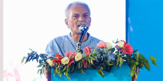 शव जोगाउनुको सट्टा हतारमा गाड्ने काम अनुचित हो: पूर्वप्रधानमन्त्री भट्टराई