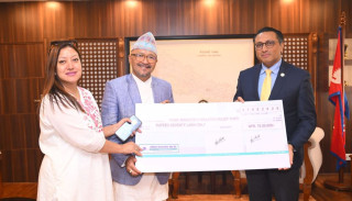 सांग्रिला डेभलपमेन्ट बैंकद्वारा भोटेकोशी बाढी प्रभावित नागरिकका लागि ७० लाख सहयोग