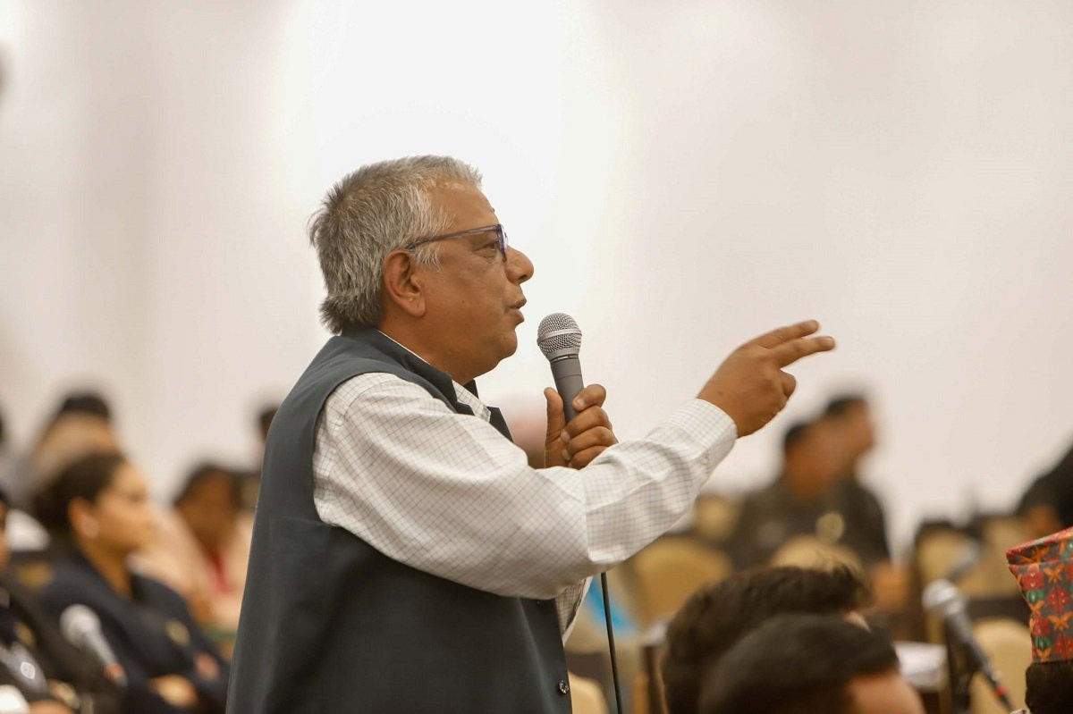 संसद् बैठकमा लडेका सांसद खड्कालाई वीर अस्पताल लगियो