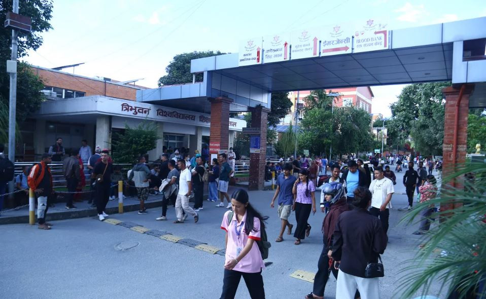 भोटेकोशी बाढी : त्रिवि शिक्षण अस्पतालमा २४४ शव ल्याइयो, १६१ को अस्थायी व्यवस्थापन
