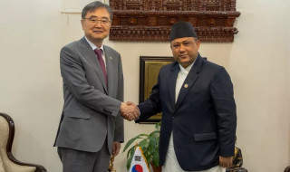 दक्षिण कोरियाका विदेशमन्त्री चो र परराष्ट्रमन्त्री खनालबिच भेटवार्ता