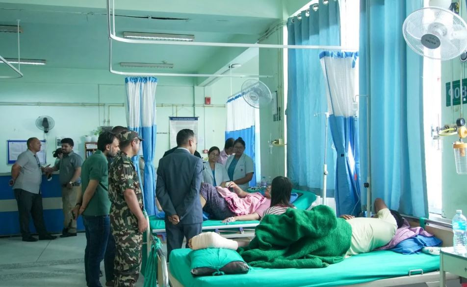 रसुवा बाढीका २१ घाइते त्रिवि शिक्षण अस्पतालमा उपचार हुँदै