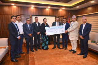 नेपाल टेलिकमले बाढीपीडितका लागि दियो १० करोड रुपैयाँ सहयोग