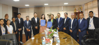 कुशल भुर्तेल र नीति शाह नेपाल टेलिकमको ब्रान्ड एम्बेसडर