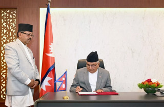 राष्ट्रपतिबाट ‘नेपाल विशेष सेवा ऐन’ विधेयक प्रमाणीकरण