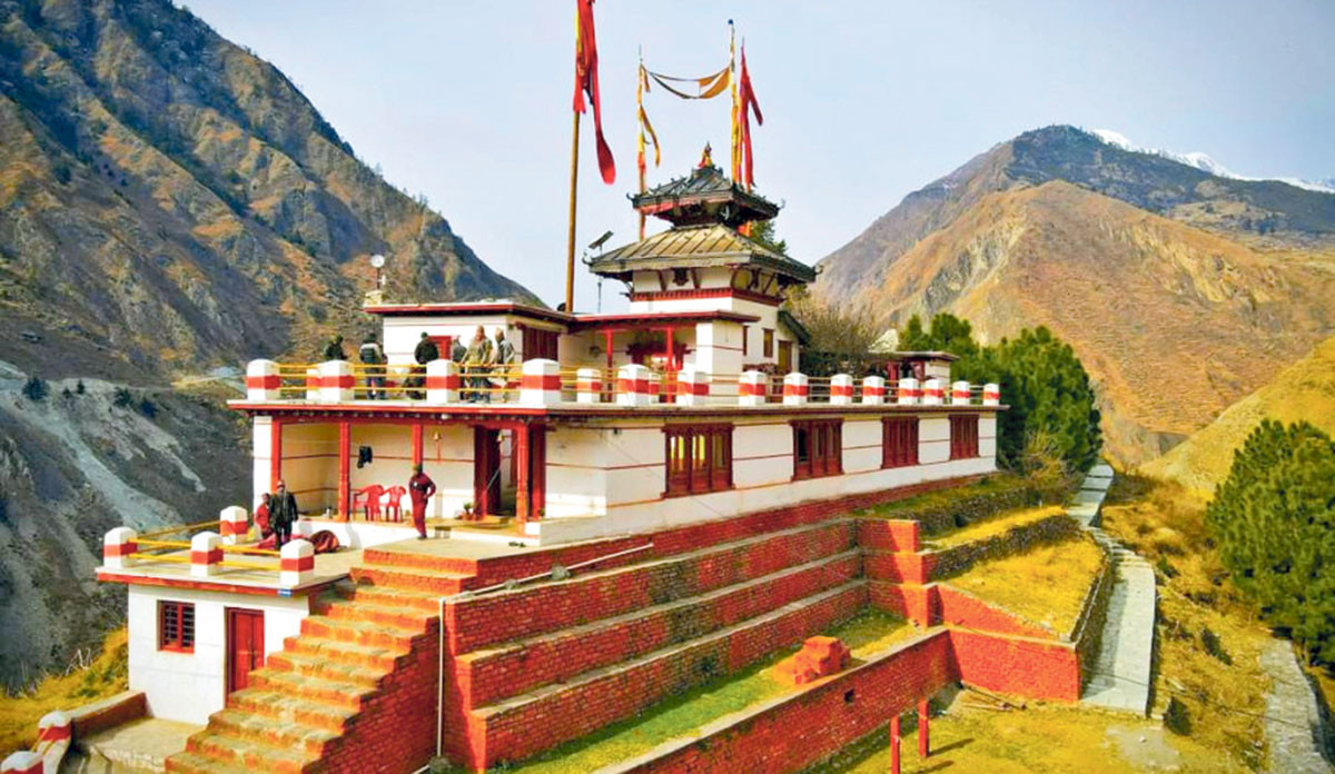 डोल्पाको त्रिपुरासुन्दरी  मन्दिरमा चोरी, ५५ हजार भेटी गायब