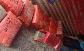 गाँजा ओसारपसारमा संलग्न तीन जना पक्राउ, २ राउण्ड हवाई फायर