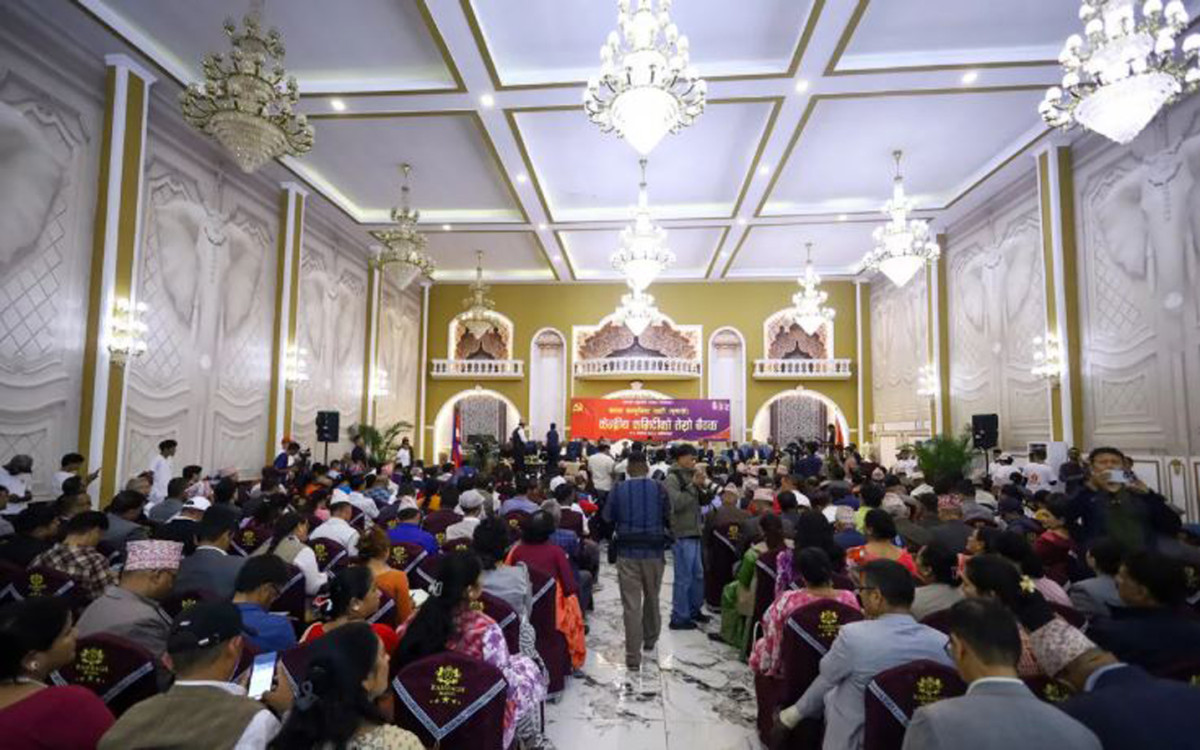 एमाले बैठकमा बोल्ने केन्द्रीय सदस्यलाई ३ मिनेट समय