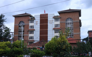 काठमाडौं जिल्ला अदालतका ९ प्रहरीको जिम्मेवारी हेरफेर