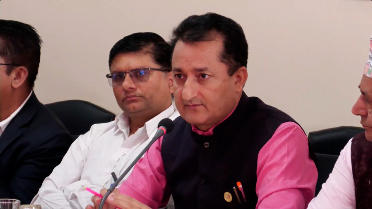 चाडपर्वमा सार्वजनिक यातायातको भाडा नबढाउने व्यवसायीको प्रतिबद्धता
