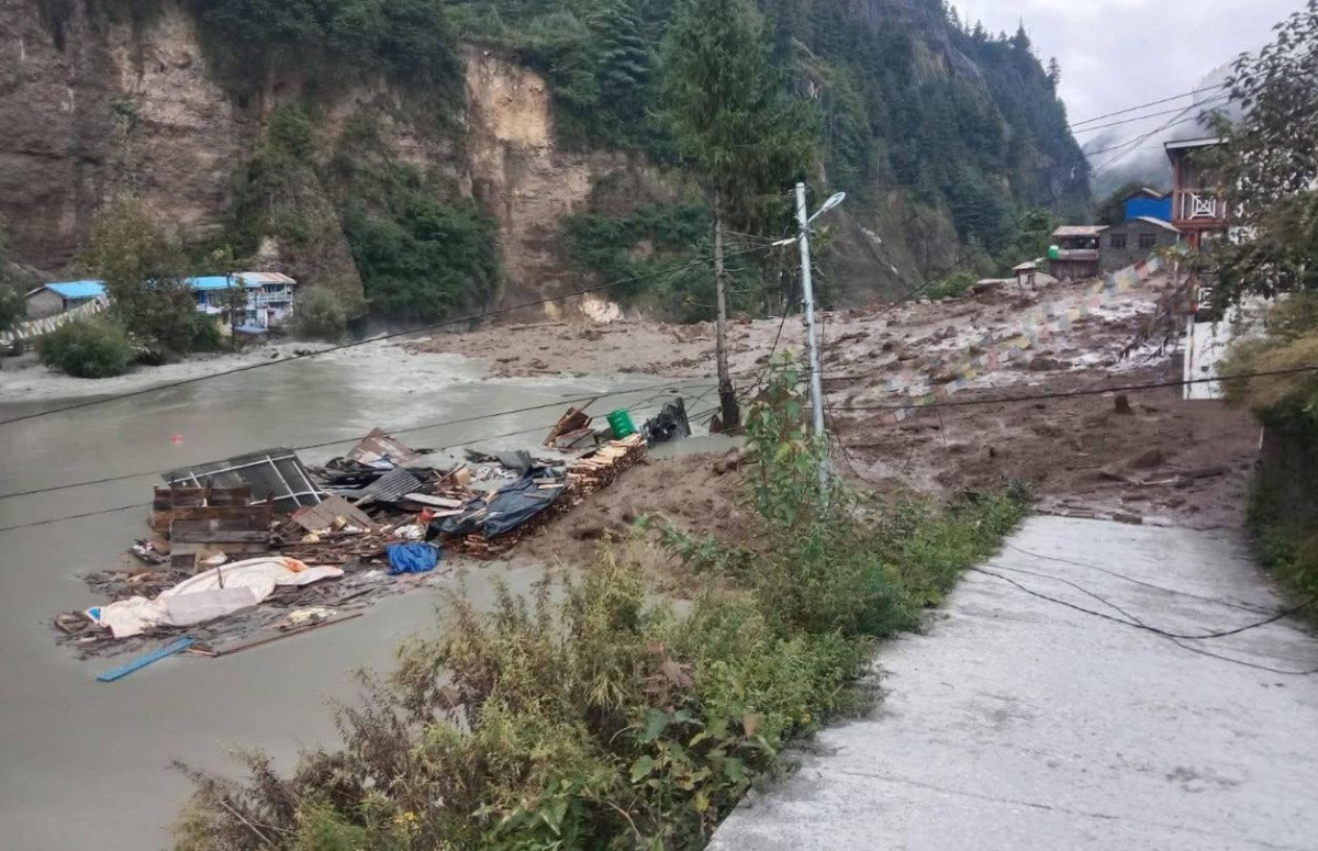 थुनिएको मर्स्याङ्दीमा ब्लास्ट गर्न कठिन, दुई उपकरण मार्फत नदी खोतलिँदै