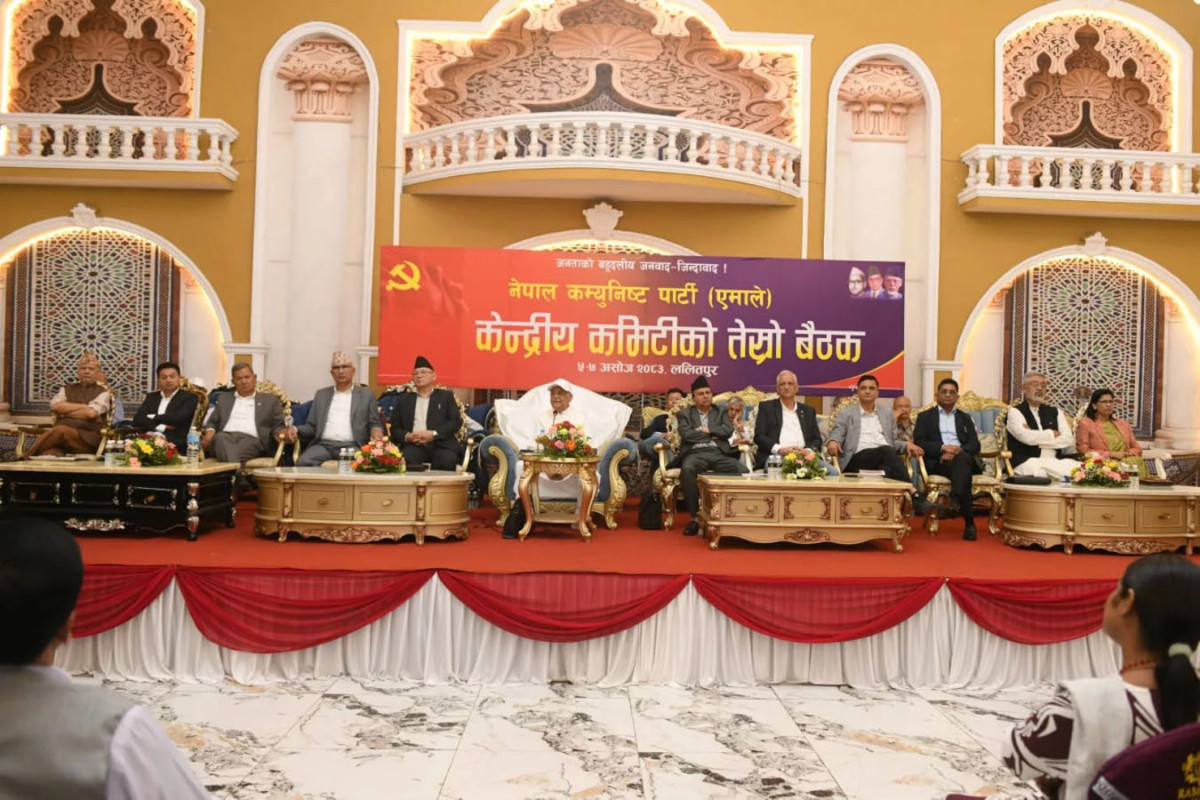 एमालेका ३३ मनोनीत केन्द्रीय सदस्यले असोज १५ मा शपथ लिने