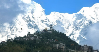 सरांकोट र हिमाल